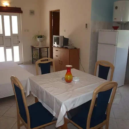 Augustus Apartamento Zaton (Zadar)